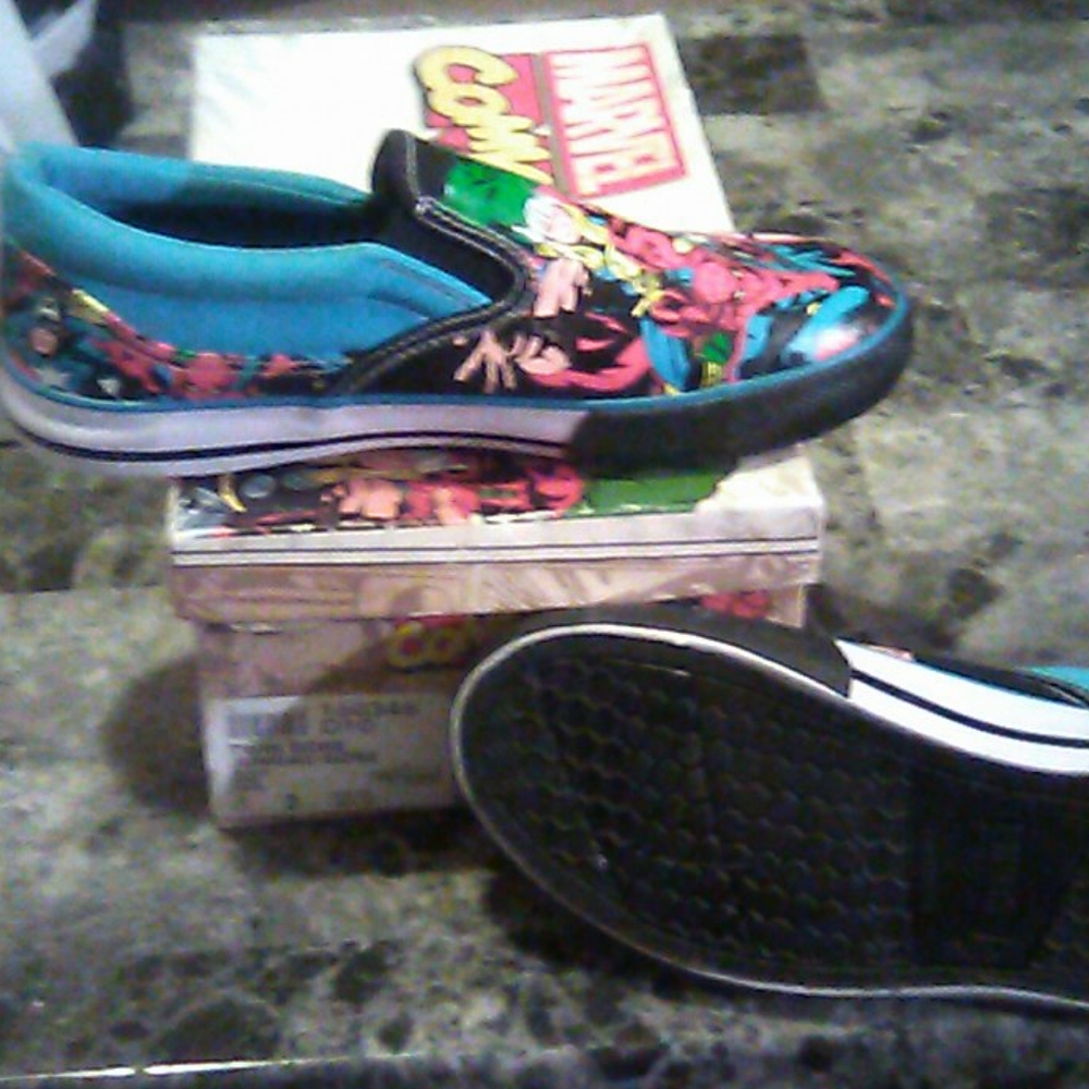 Boy canvas sneakers